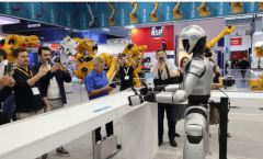 也让参展者及不雅众愈加清晰的找到本人